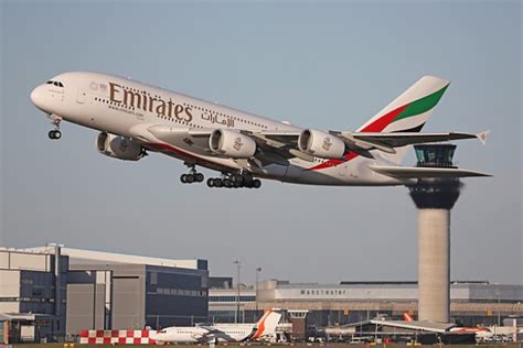 emirates ek231|EK231 Flight Tracker.